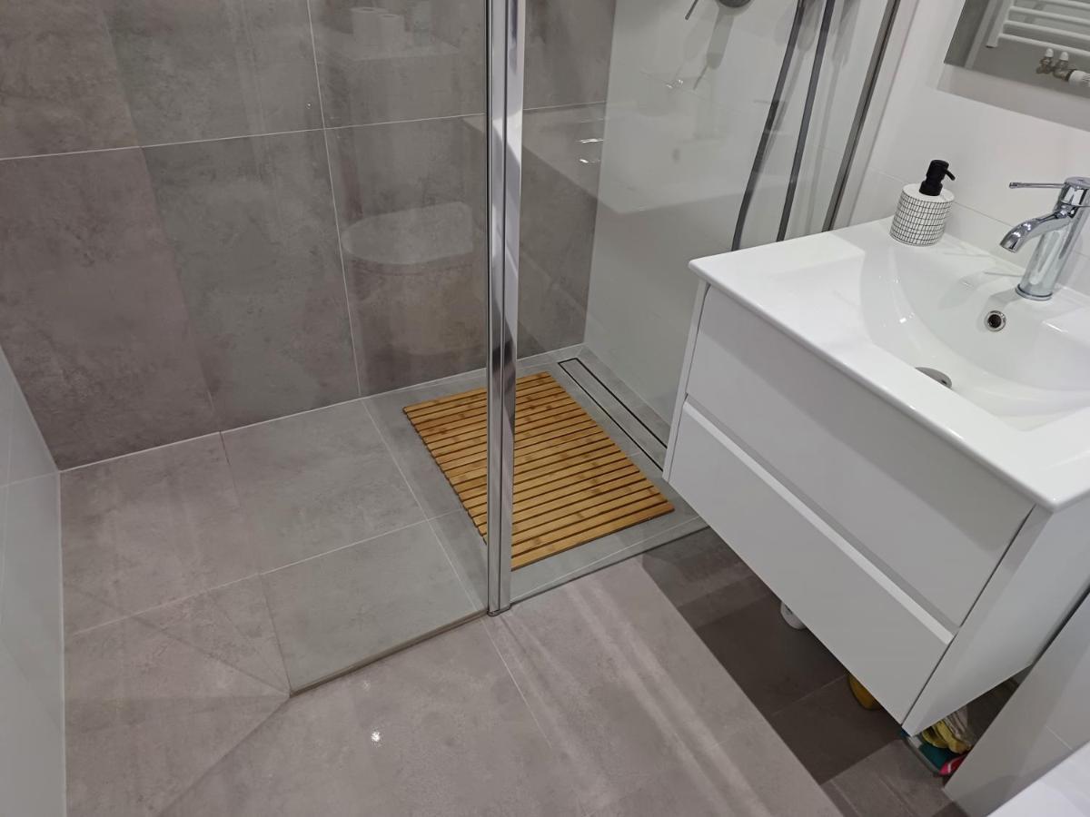 Mak Apartment Grobla - Free Parking - 3 Rooms Gdansk Exterior foto